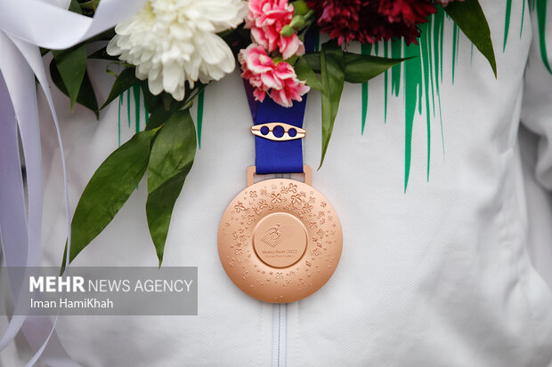 برایمان نماز میت نخوانید؛ ما زندهایم و شما مردهاید!