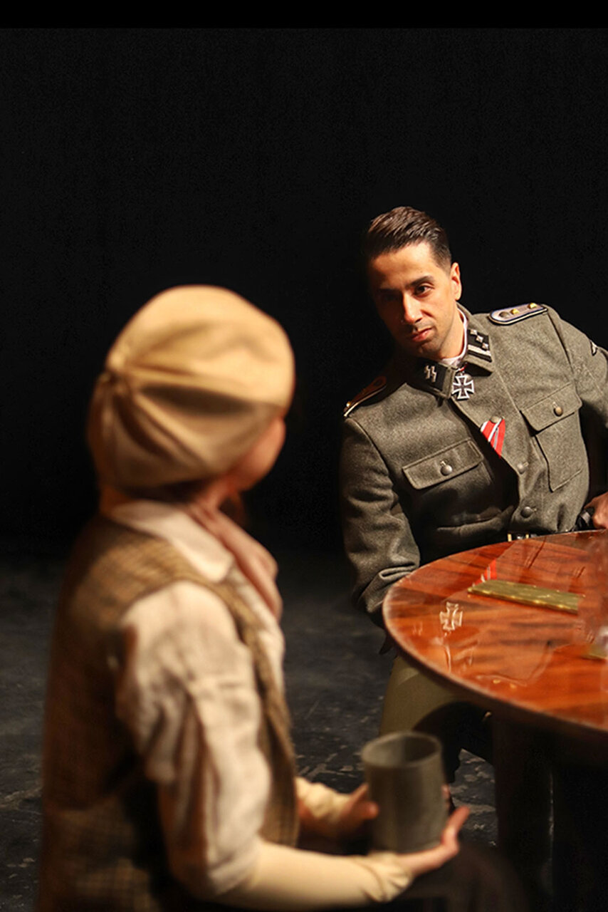 تنها دغدغه هنرجوی بازیگری چیست؟/ خاک تئاتر مثل خاک وطن میماند