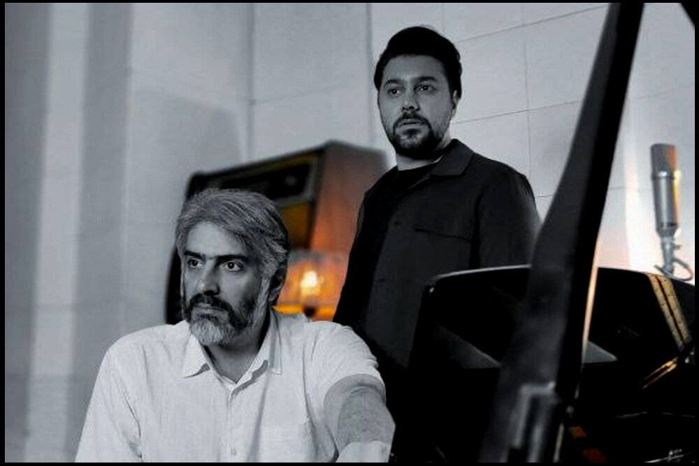 از واکنش غم انگیز حسین علیزاده تا یک آگهی برای جذب خواننده