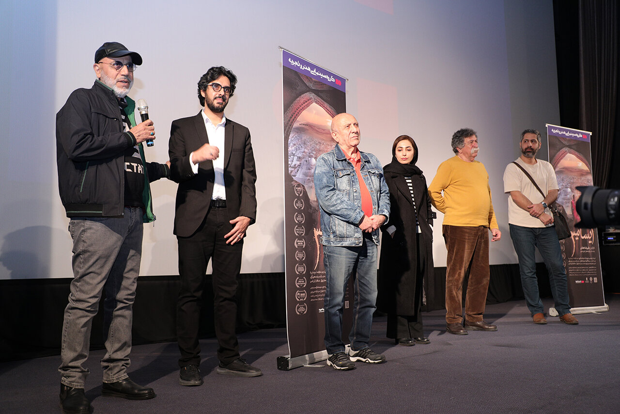 «ایساتیس» با زحمت زیادی ساخته شد/ هنر مملکت در دست جوانان است