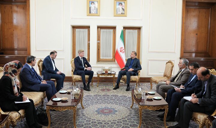 حملات نظامی علیه یمن راه حل سیاسی را با مشکل مواجه کرده است