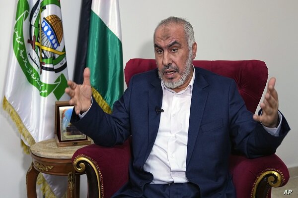یک رهبر حماس: حماس آتشبس را نقض نکرده و سلاح ما قانونی است یک رهبر حماس: حماس آتشبس را نقض نکرده و سلاح ما قانونی است