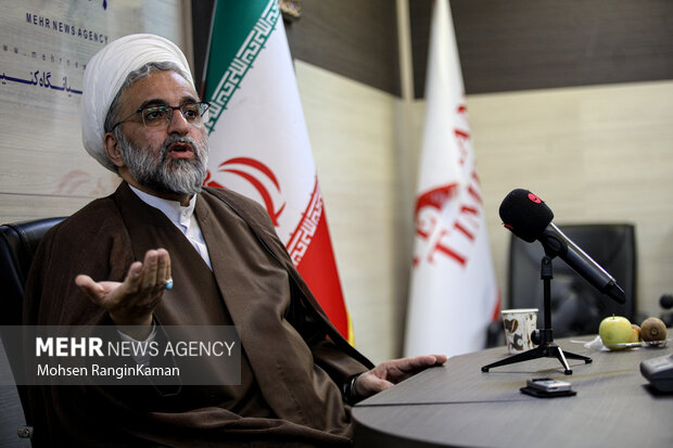 مجلس خبرگان باید انقلابی بماند تا سلامت نظام تضمین شود