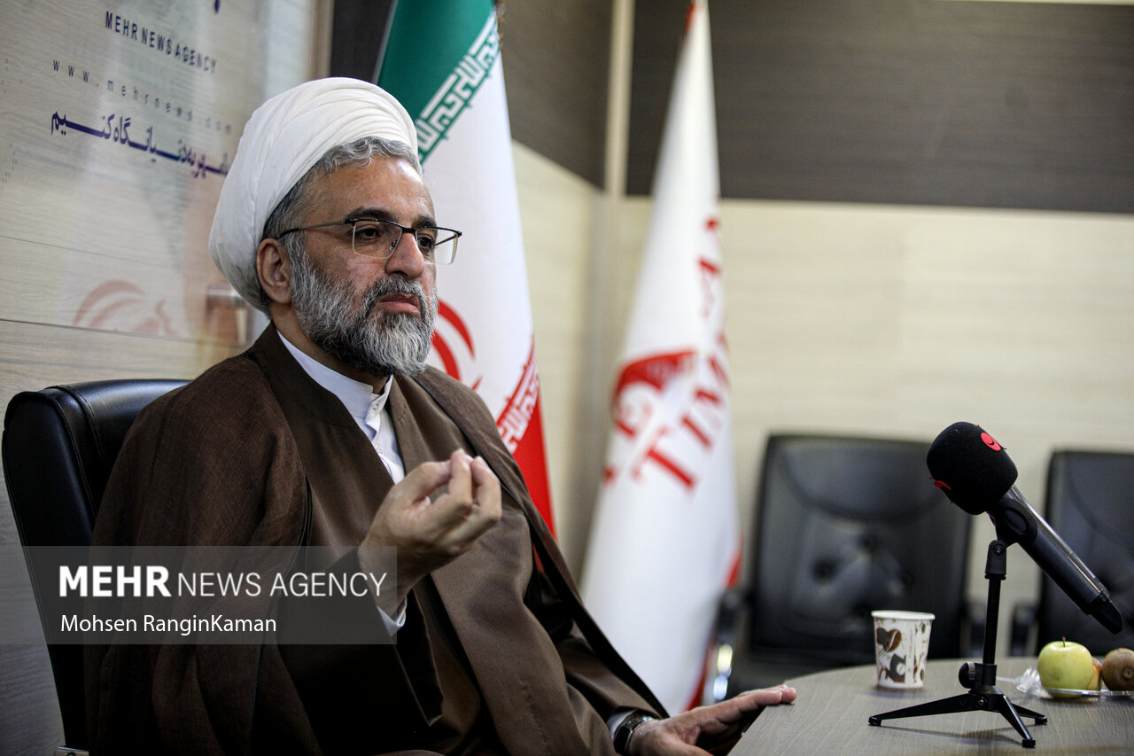 مجلس خبرگان باید انقلابی بماند تا سلامت نظام تضمین شود