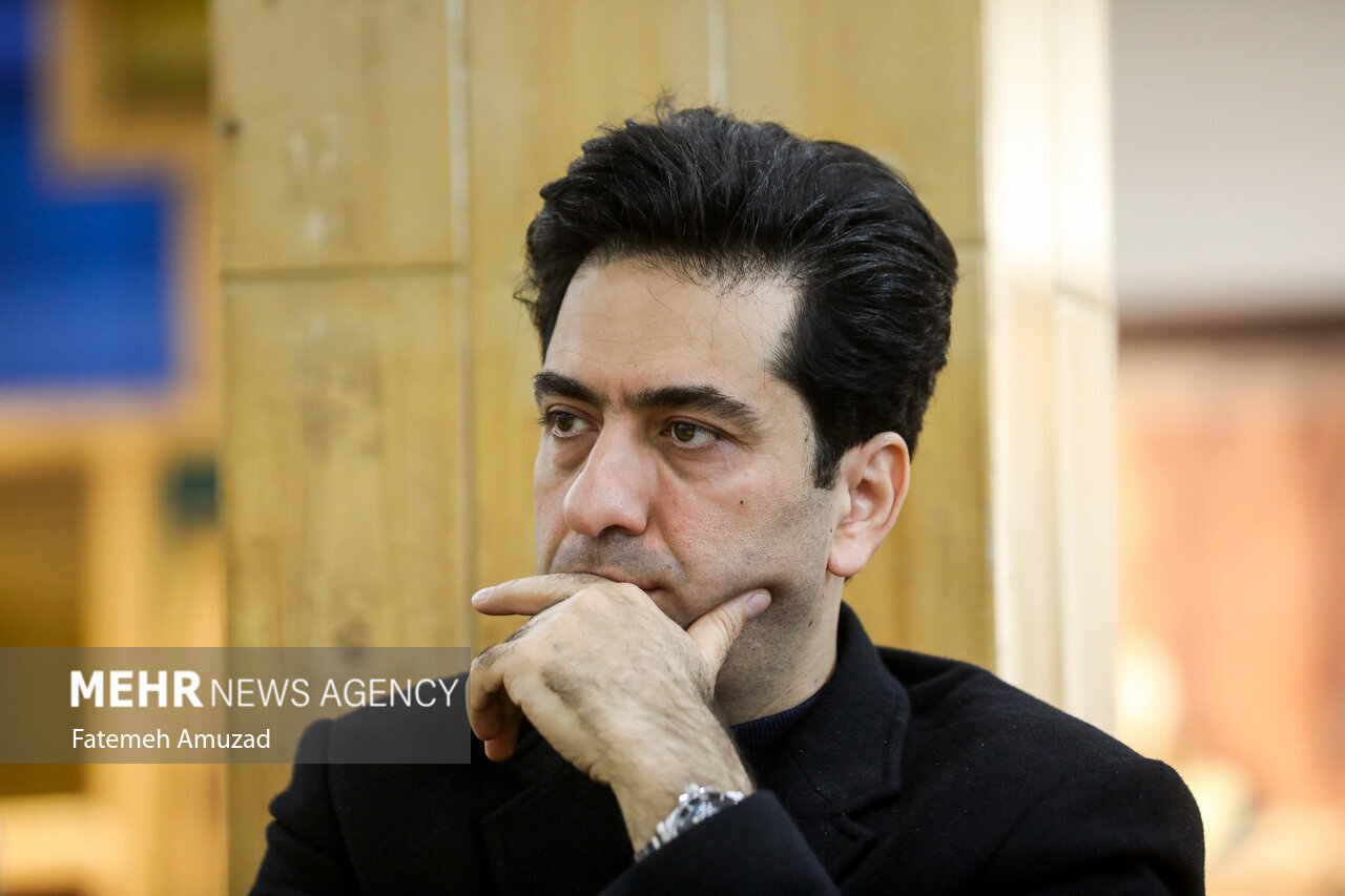 پست طلیسچی حاشیهساز شد/ هشدار خشمگین معتمدی به چند ناشر!