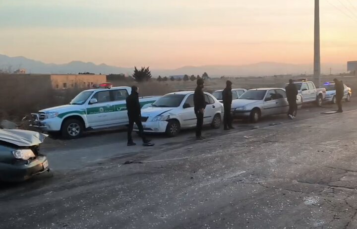 تصادف زنجیره ای در محور فامنین به قزل آباد هشت مصدوم بر جاگذاشت تصادف زنجیره ای در محور فامنین به قزل آباد هشت مصدوم بر جاگذاشت