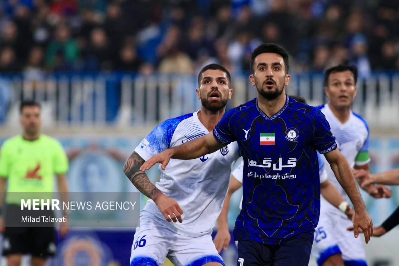نبض آخرین فوتبال سال در تهران میتپد/ ۱۶ تیم به دنبال پایان خوش