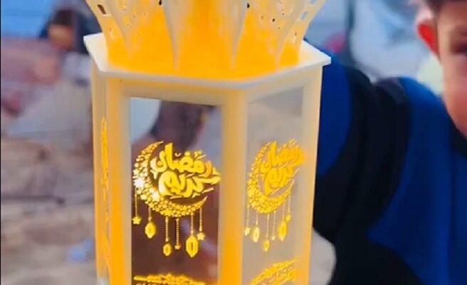 استقبال ساکنان نوار غزه از ماه مبارک رمضان+ تصاویر استقبال ساکنان نوار غزه از ماه مبارک رمضان+ تصاویر