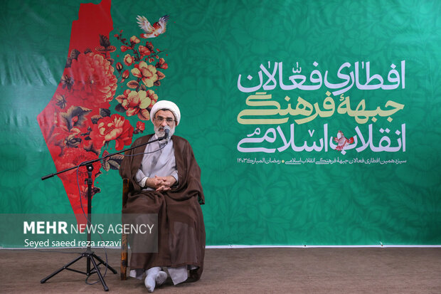 افطاری به صمیمیت ۱۳ سال قبل/ از بحران فرهنگی تا الگوی حکمرانی