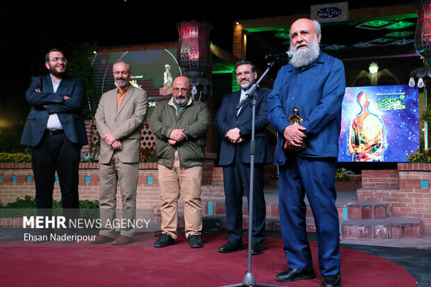 هنرمندی که برای صهیونیستها خط و نشان کشید/ پرچمدار هنر انقلاب