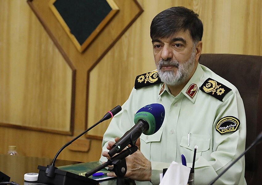 سردار رادان:خشونت اراذل ۳۷درصد کاهش یافت؛نوید ساخت۵۲ هزار خانه سازمانی سردار رادان:خشونت اراذل ۳۷درصد کاهش یافت؛نوید ساخت۵۲ هزار خانه سازمانی