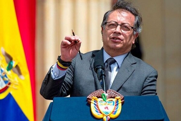 واکنش رئیس جمهور کلمبیا به عملیات جدید پنتاگون واکنش رئیس جمهور کلمبیا به عملیات جدید پنتاگون