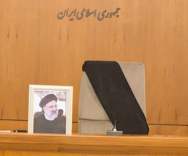 واکنش شخصیتها و مقامات اقتصادی به شهادت رییسجمهور