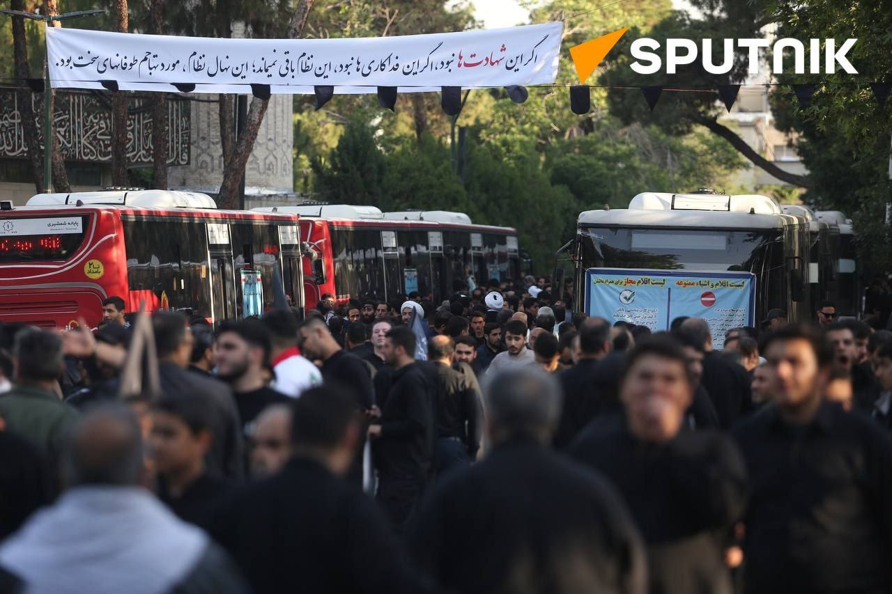 بازتاب مراسم تشییع آیتالله شهید رئیسی در رسانههای انگلیسی