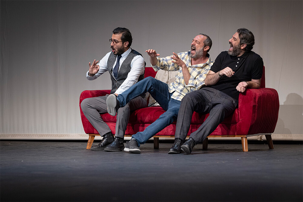 «آرت» به شدت با فضای جامعه همخوانی دارد/ همه دروغ میگوییم!