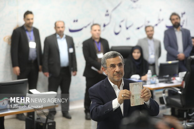 نخستین نامزد دولتی در وزارت کشور/ بازار داغ گمانهزنیها