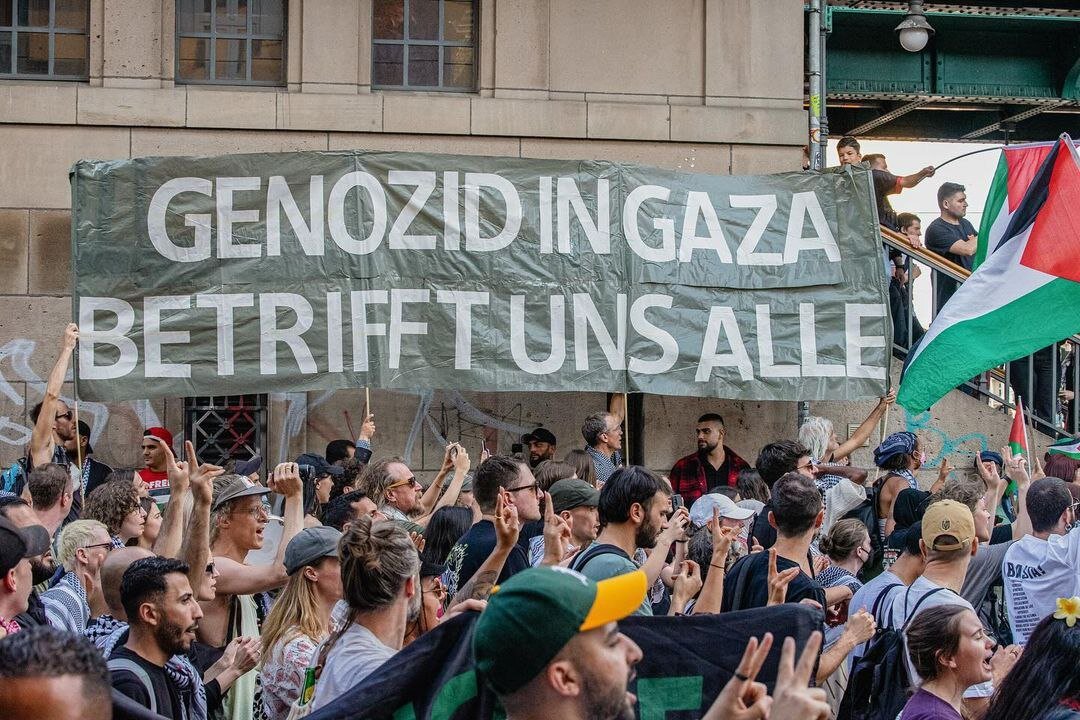 سرکوب و بازداشت؛ مجازات حمایت از مردم مظلوم غزه در آلمان+ فیلم