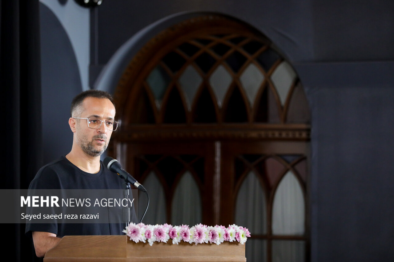 احمدرضا معتمدی متفکری بااخلاق/ افتخارم این است فیلم سفارشی نساختم