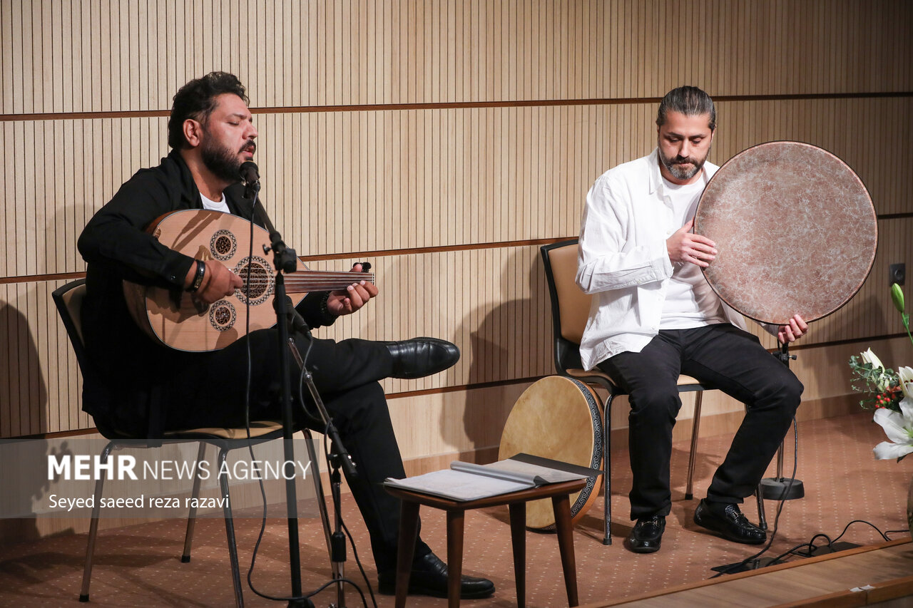 مراسم گرامیداشت دکتر حسن انوری مراسم گرامیداشت دکتر حسن انوری