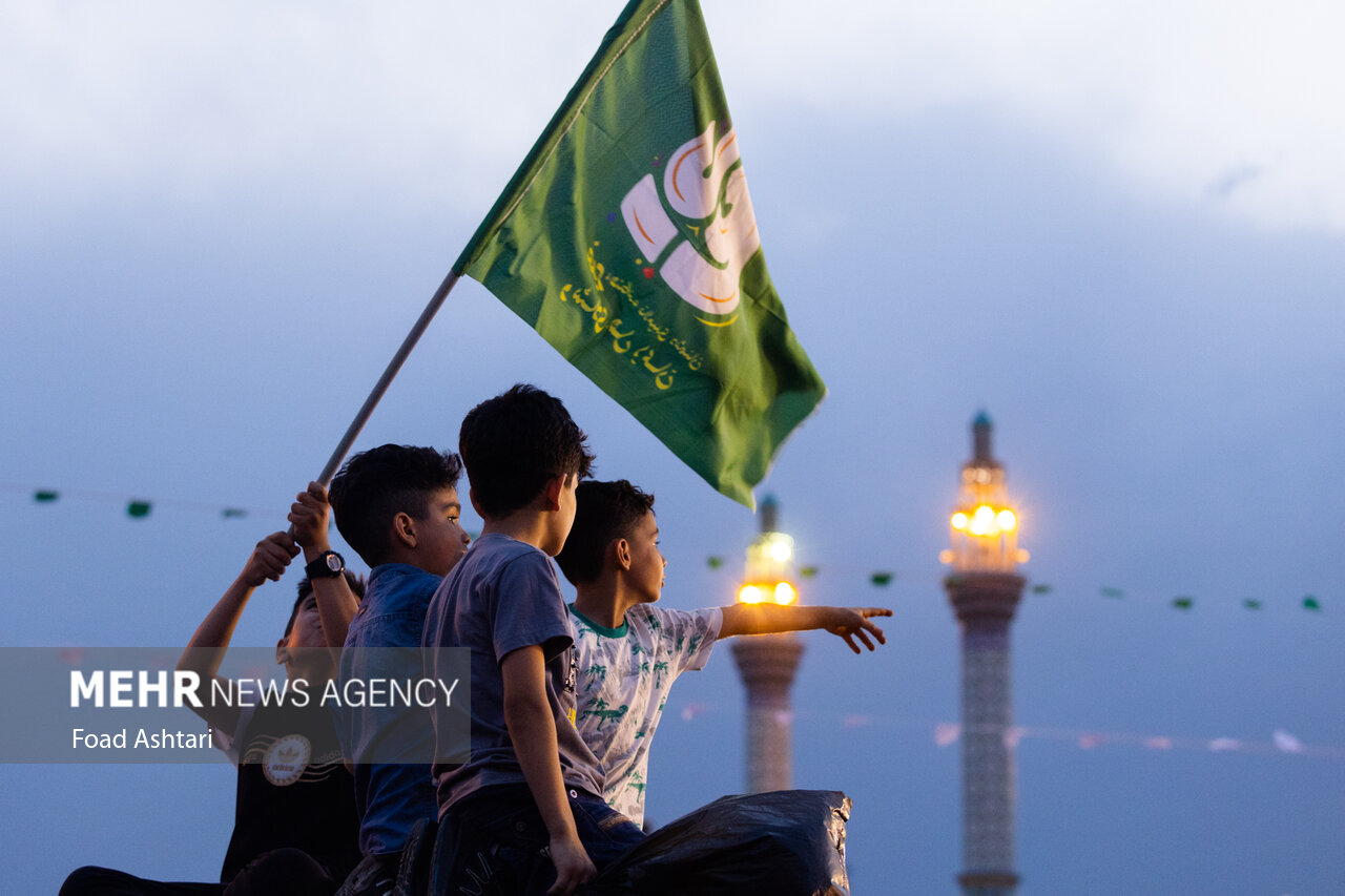 هوشنگ توکلی از خاطرات جشن غدیر گفت؛ دعوت به «مهمونی ۱۰ کیلومتری» هوشنگ توکلی از خاطرات جشن غدیر گفت؛ دعوت به «مهمونی ۱۰ کیلومتری»