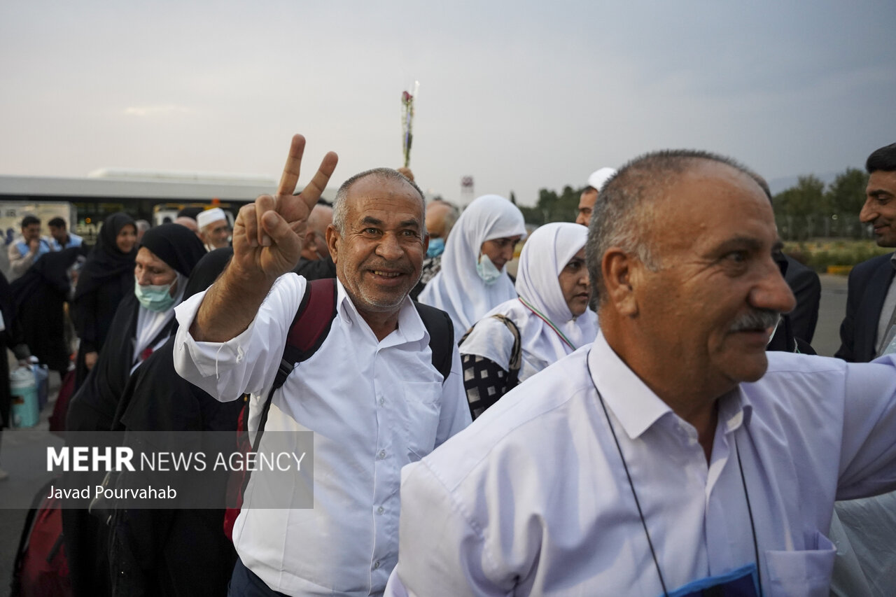 تعداد پروازهای مربوط به انتقال زائران عمره افزایش پیدا کرد تعداد پروازهای مربوط به انتقال زائران عمره افزایش پیدا کرد