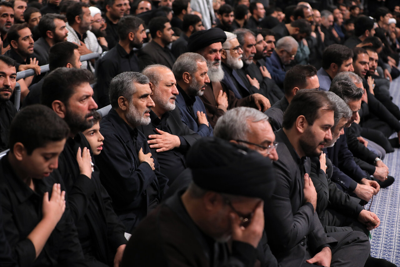 عزاداری آخرین شب از مراسم عزاداری امام حسین (ع) برگزار شد