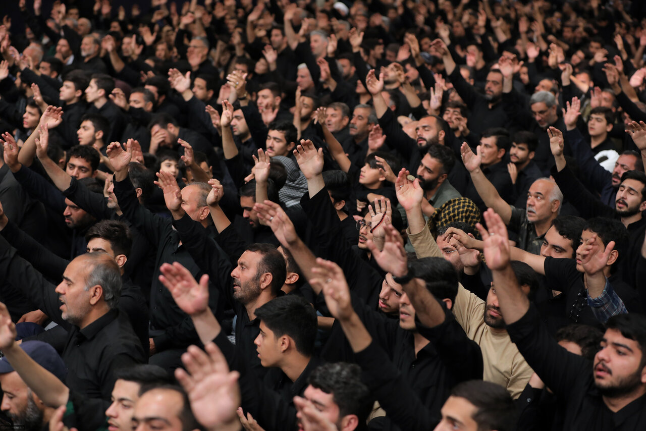 عزاداری آخرین شب از مراسم عزاداری امام حسین (ع) برگزار شد