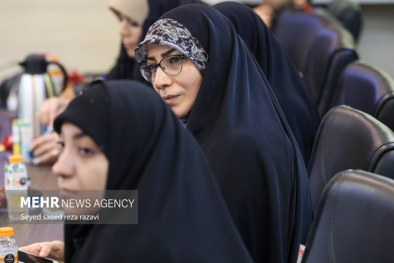 محفل شعر «ندای هبه» محفل شعر «ندای هبه»