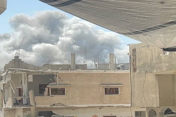 خان یونس زیر آتش سنگین هوایی و زمینی ارتش رژیم صهیونیستی خان یونس زیر آتش سنگین هوایی و زمینی ارتش رژیم صهیونیستی