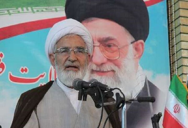 شهید مدرس زبان گویای اسلام و ملت بود شهید مدرس زبان گویای اسلام و ملت بود
