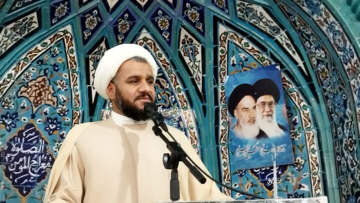 تاکید امام جمعه فهرج بر گسترش فرهنگ عفو و گذشت در جامعه تاکید امام جمعه فهرج بر گسترش فرهنگ عفو و گذشت در جامعه