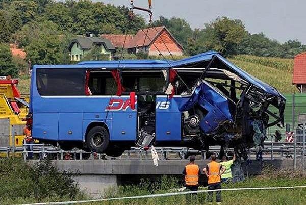 بیش از ۲۰ نفر در تصادف اتوبوس در جمهوری چک زخمی شدند بیش از ۲۰ نفر در تصادف اتوبوس در جمهوری چک زخمی شدند
