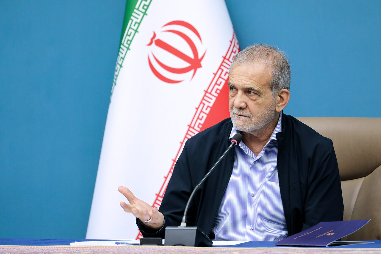 دستور پزشکیان به دستگاههای دولتی برای کمک به بهبود بازار سرمایه دستور پزشکیان به دستگاههای دولتی برای کمک به بهبود بازار سرمایه