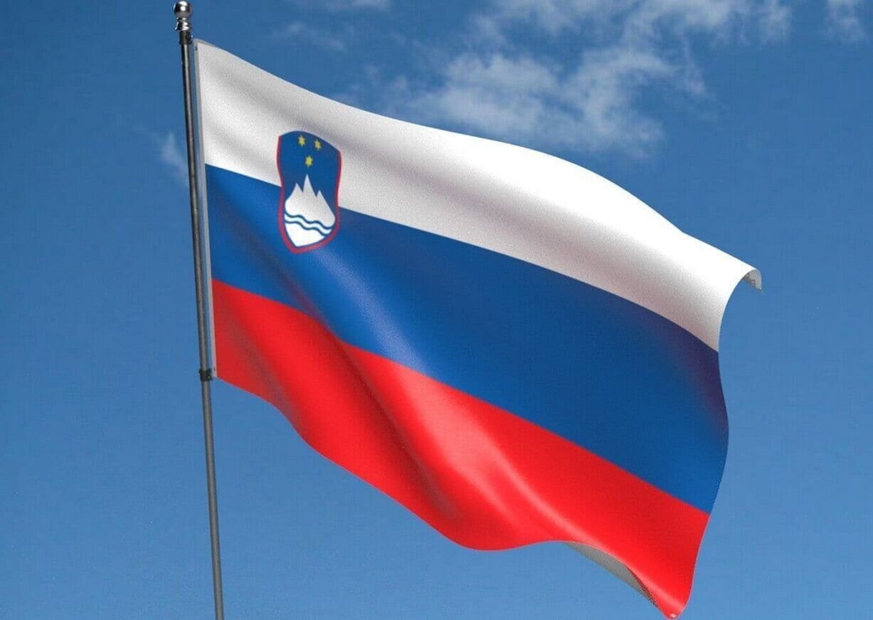 وزیر خارجه اسلوونی: مصادره داراییها به منزله اعلام جنگ علیه روسیه است وزیر خارجه اسلوونی: مصادره داراییها به منزله اعلام جنگ علیه روسیه است
