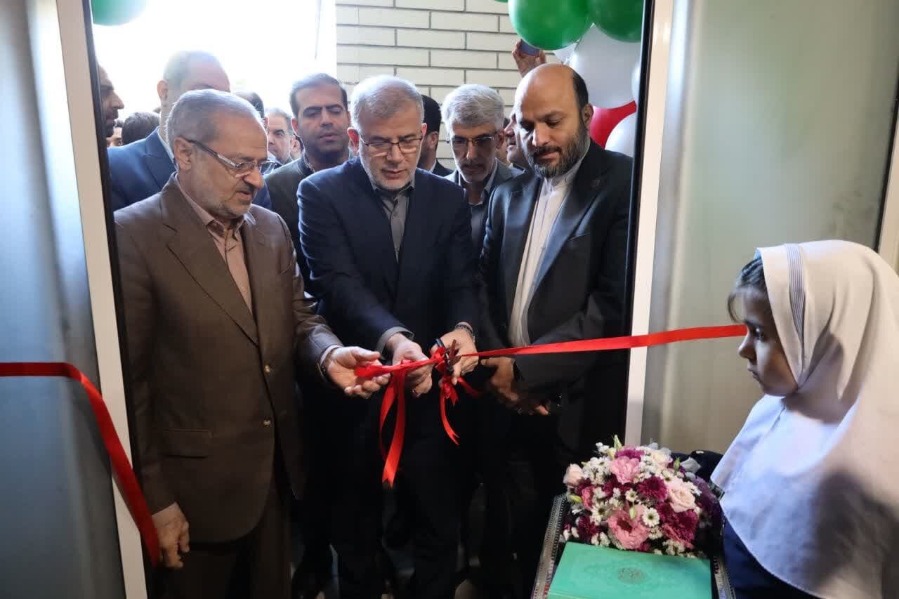 استخر آموزشی شهید آخوندی در کرج افتتاح شد استخر آموزشی شهید آخوندی در کرج افتتاح شد