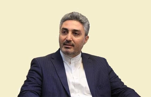 وضعیت دریاچه ارومیه بحرانی است؛ دولت اقدام فوری کند وضعیت دریاچه ارومیه بحرانی است؛ دولت اقدام فوری کند