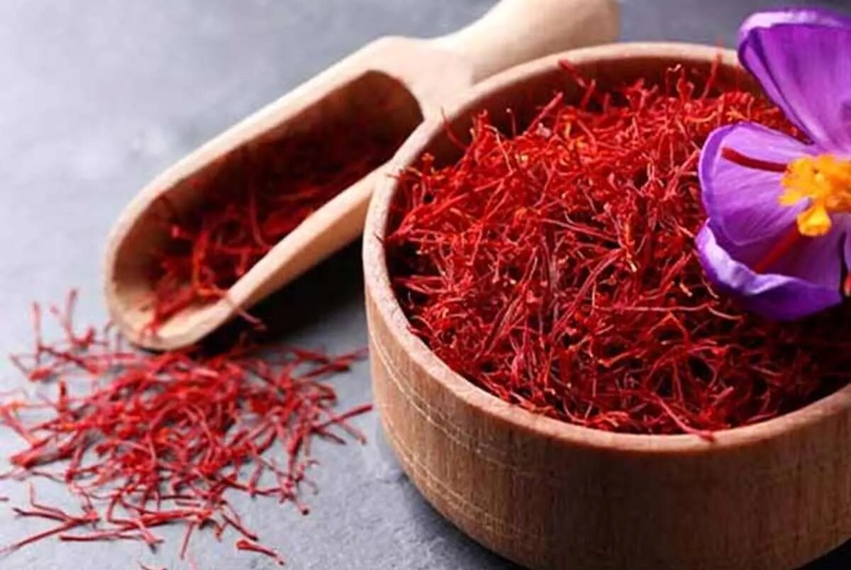 سرنوشت مبهم تجارت زعفران؛ صادرات رسمی و ترخیص غیررسمی است سرنوشت مبهم تجارت زعفران؛ صادرات رسمی و ترخیص غیررسمی است