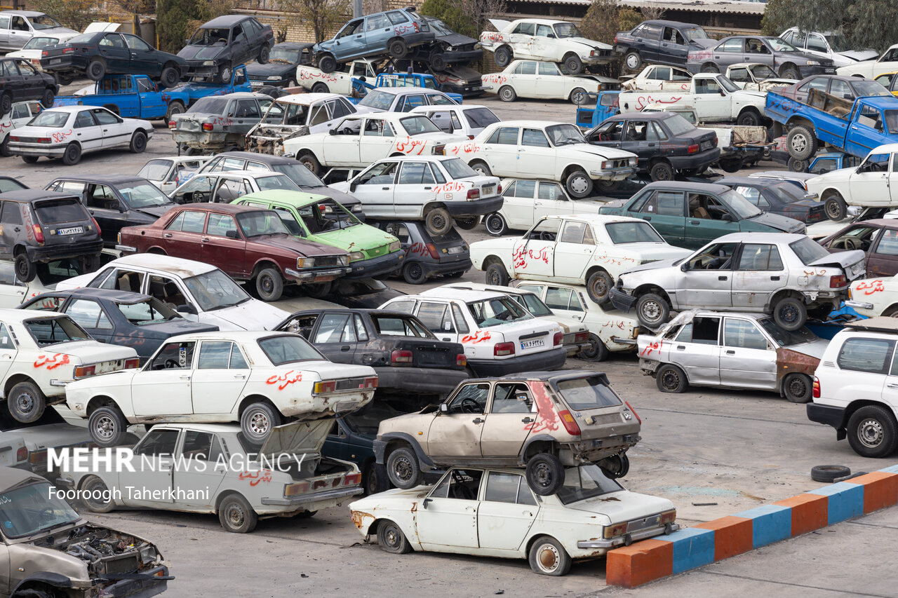 اسقاط روزانه ۸۸۰ خودرو؛ نوسازی ۱۰ درصد آلودگی هوا را کاهش میدهد اسقاط روزانه ۸۸۰ خودرو؛ نوسازی ۱۰ درصد آلودگی هوا را کاهش میدهد