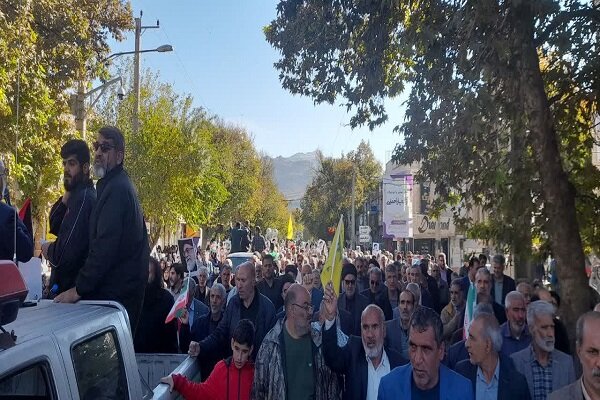 راهپیمایی «جمعه خشم» در لرستان برگزار شد راهپیمایی «جمعه خشم» در لرستان برگزار شد