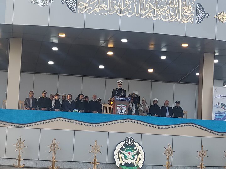 نیروی دریایی امنیت را برای خطوط کشتیرانی فراهم کرده است نیروی دریایی امنیت را برای خطوط کشتیرانی فراهم کرده است