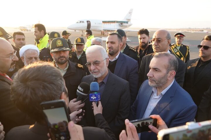 وزیر کشور: ظرفیتهای موجود در کرمانشاه مورد استفاده قرار میگیرد وزیر کشور: ظرفیتهای موجود در کرمانشاه مورد استفاده قرار میگیرد
