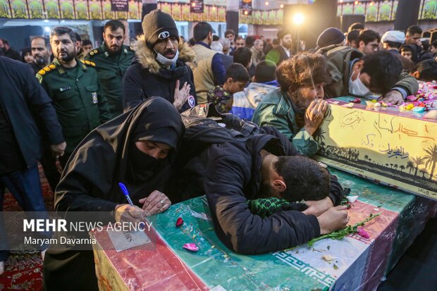 جزئیات تدفین شهدای گمنام در هرمزگان اعلام شد جزئیات تدفین شهدای گمنام در هرمزگان اعلام شد