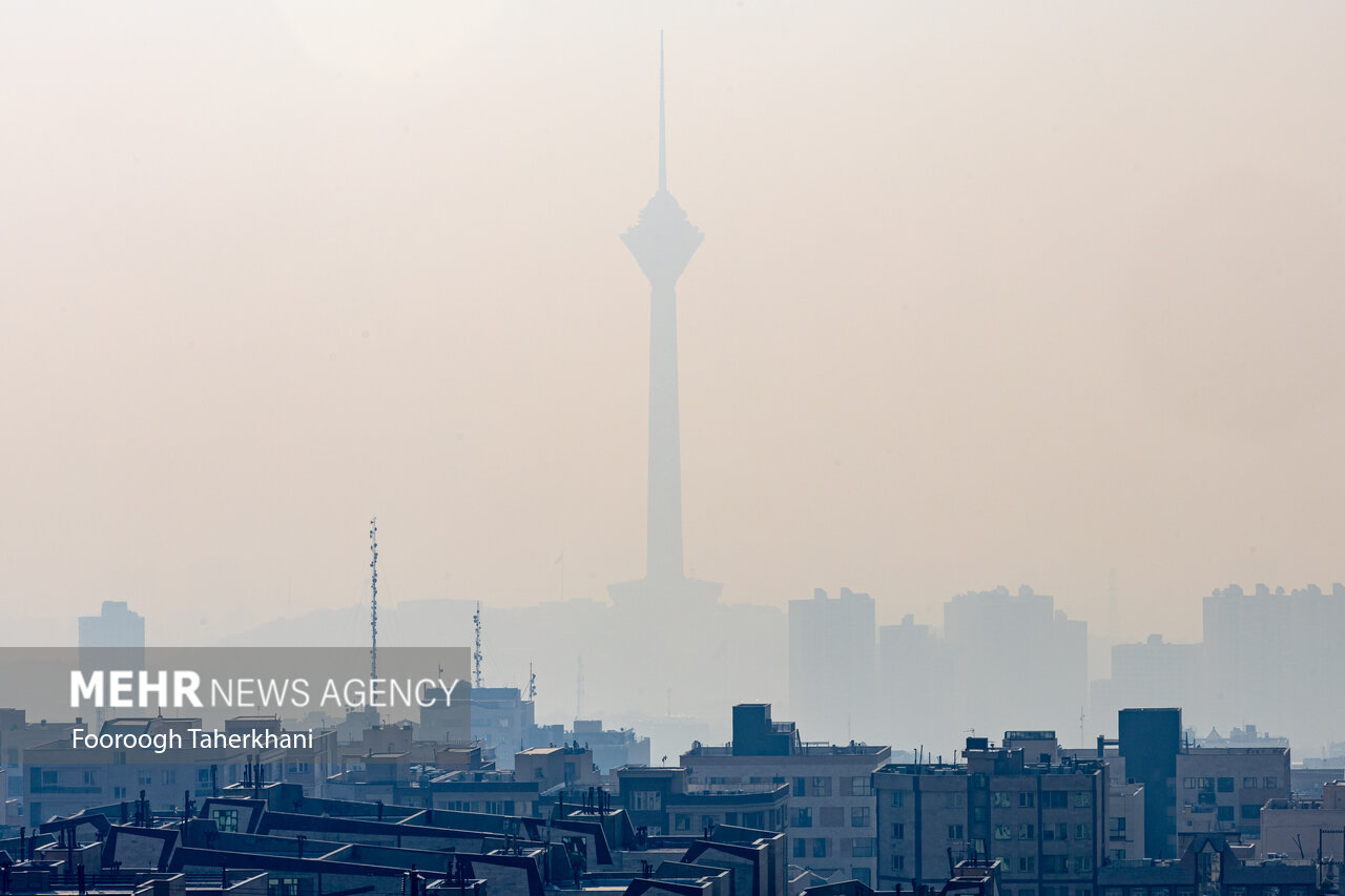 هوای تهران آلوده و همچنان در وضعیت نارنجی است هوای تهران آلوده و همچنان در وضعیت نارنجی است
