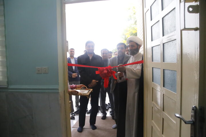 کتابخانه عمومی روستای بنهگز افتتاح شد کتابخانه عمومی روستای بنهگز افتتاح شد