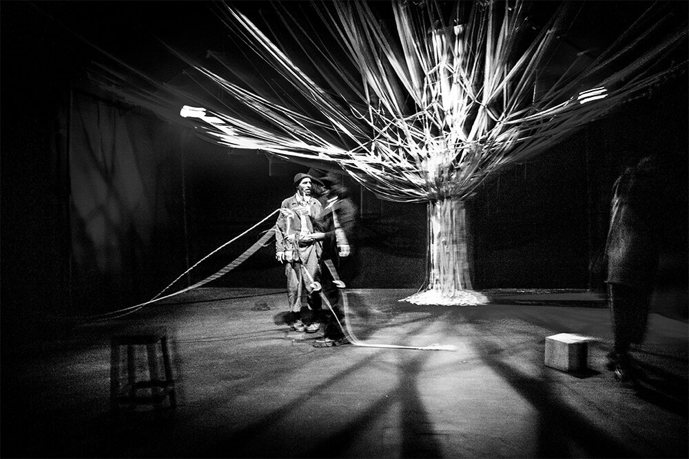 «در انتظار گودو»؛ اثری که مخاطب را در انتظار نگه میدارد