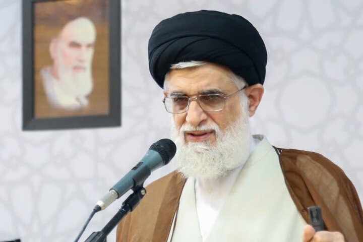 انتقاد امام جمعه انزلی از سوءاستفاده برخی افراد در بازار برنج انتقاد امام جمعه انزلی از سوءاستفاده برخی افراد در بازار برنج