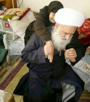 «مادر» سفرهدارِ برکاتِ الهی؛ احسان، تکلیف ما در قبال مادر «مادر» سفرهدارِ برکاتِ الهی؛ احسان، تکلیف خداوند برای ما در قبال مادر