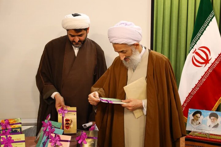 دستاوردهای پژوهشی خواهران طلبه در مازندران رونمایی شد دستاوردهای پژوهشی خواهران طلبه در مازندران رونمایی شد