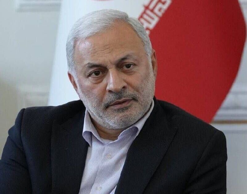 تداوم پیگیری پرونده احمدرضا بیضایی؛ دیدار عراقچی با پدر او در تبریز تداوم پیگیری پرونده احمدرضا بیضایی؛ دیدار عراقچی با پدر او در تبریز