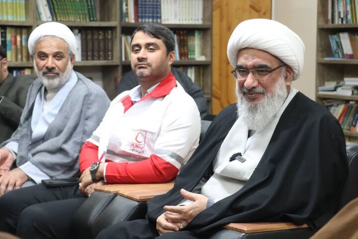 هلال احمر مجموعهای خدمتگذار و اثربخش است هلال احمر مجموعهای خدمتگذار و اثربخش است